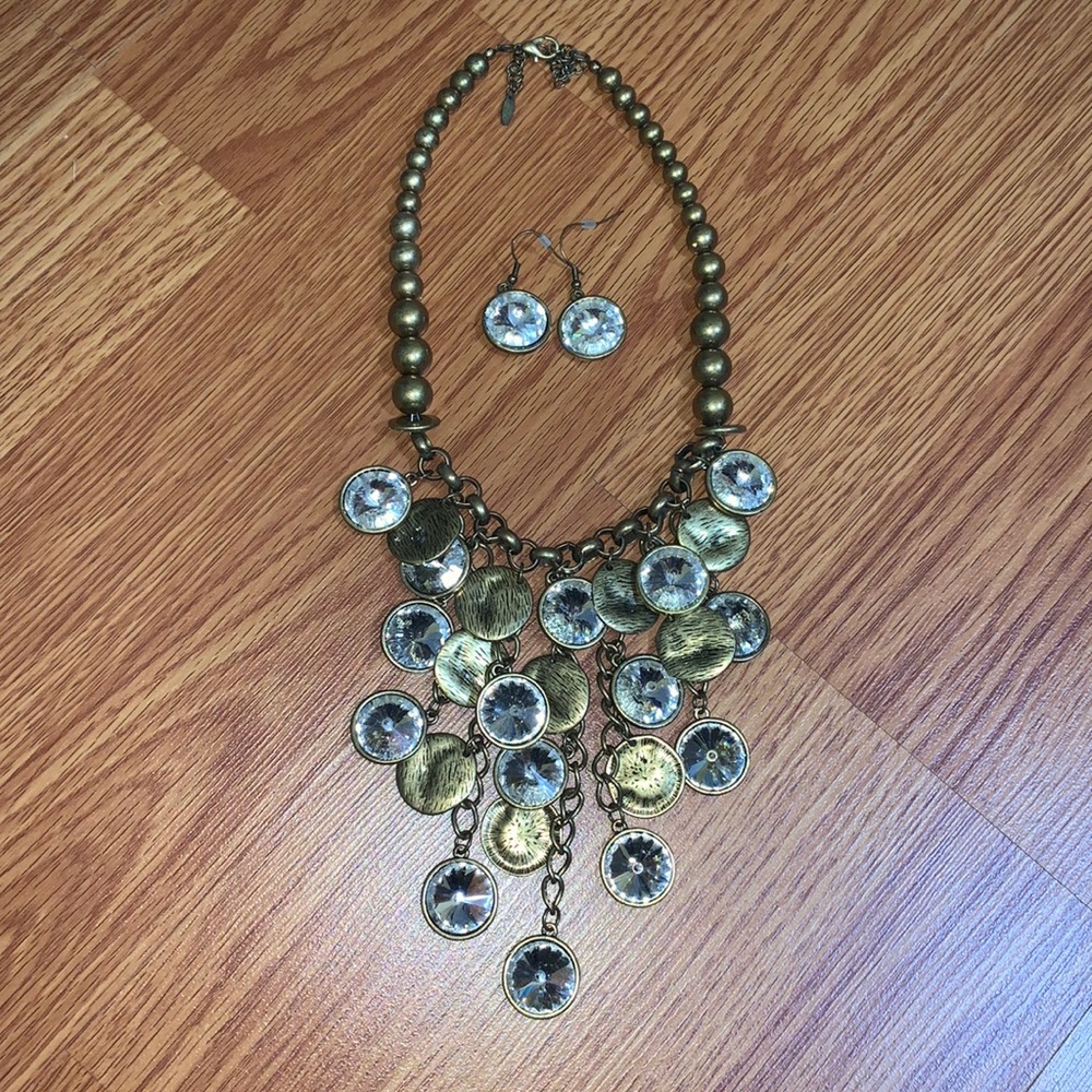 Multi stone pendent necklace set